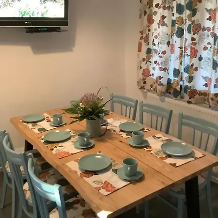 Borcsa Pihenohaz アパート *