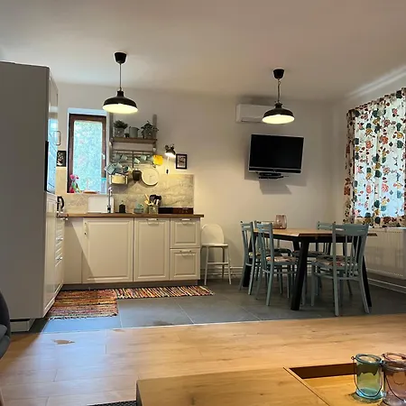 Apartment Borcsa Pihenohaz *